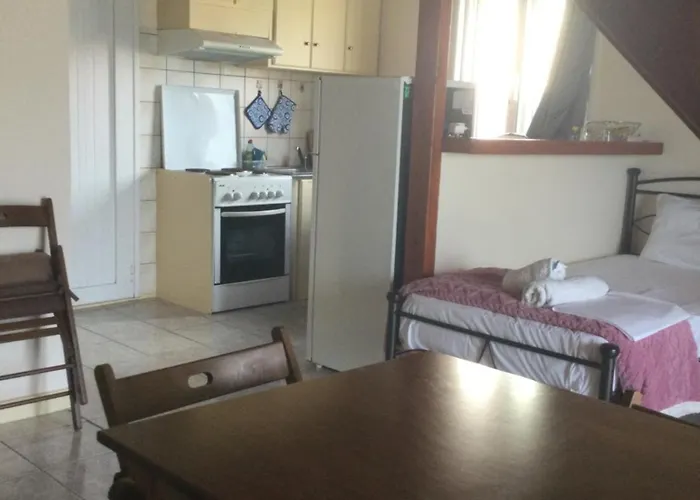 アパート σαραντησ--κωστας Lakíthra